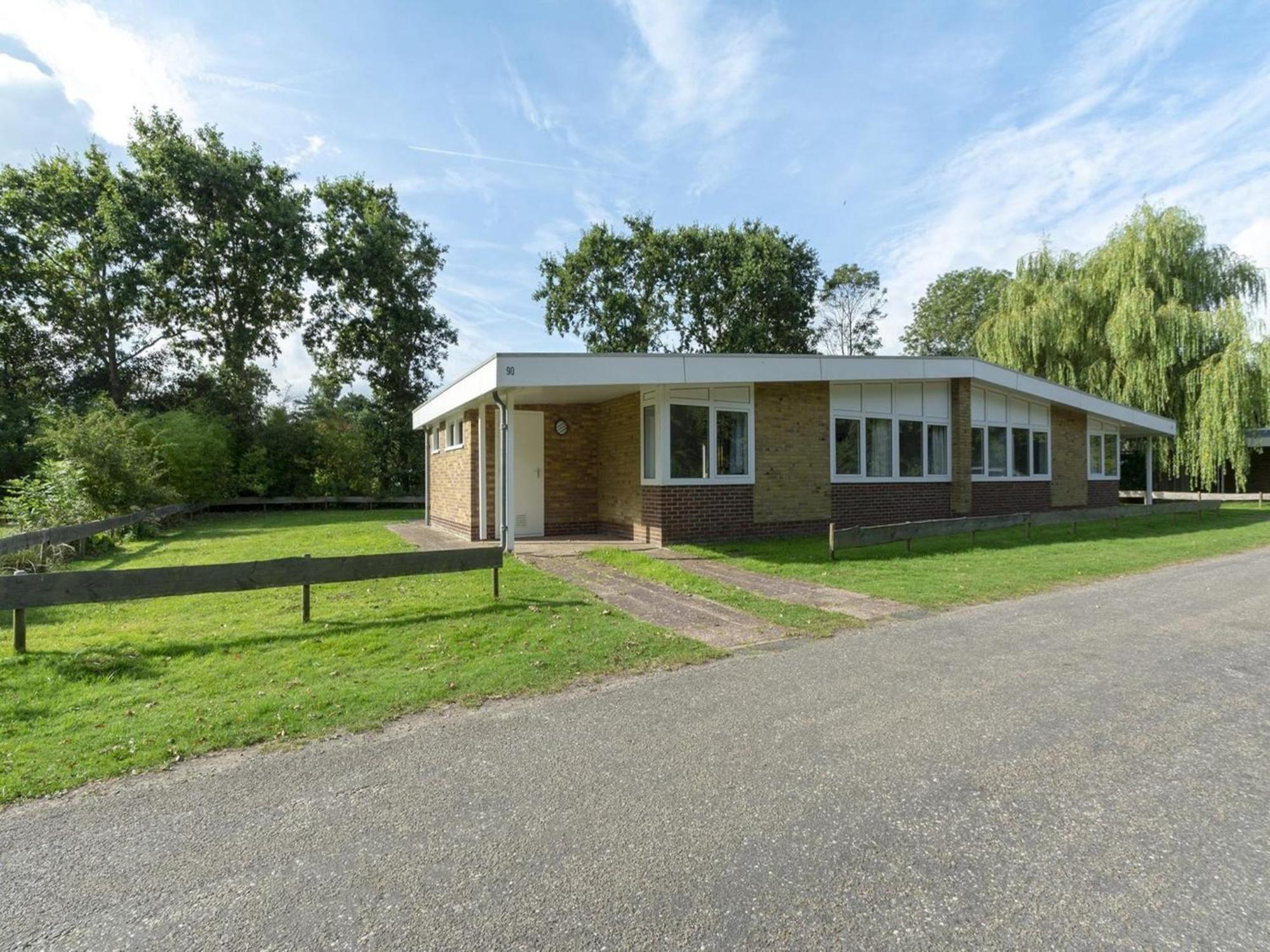 Holiday Home With Fabulous Garden Sint Maartensvlotbrug Exterior foto