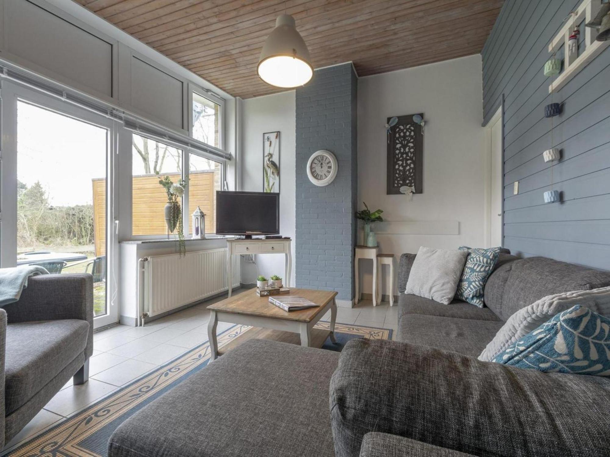 Holiday Home With Fabulous Garden Sint Maartensvlotbrug Exterior foto