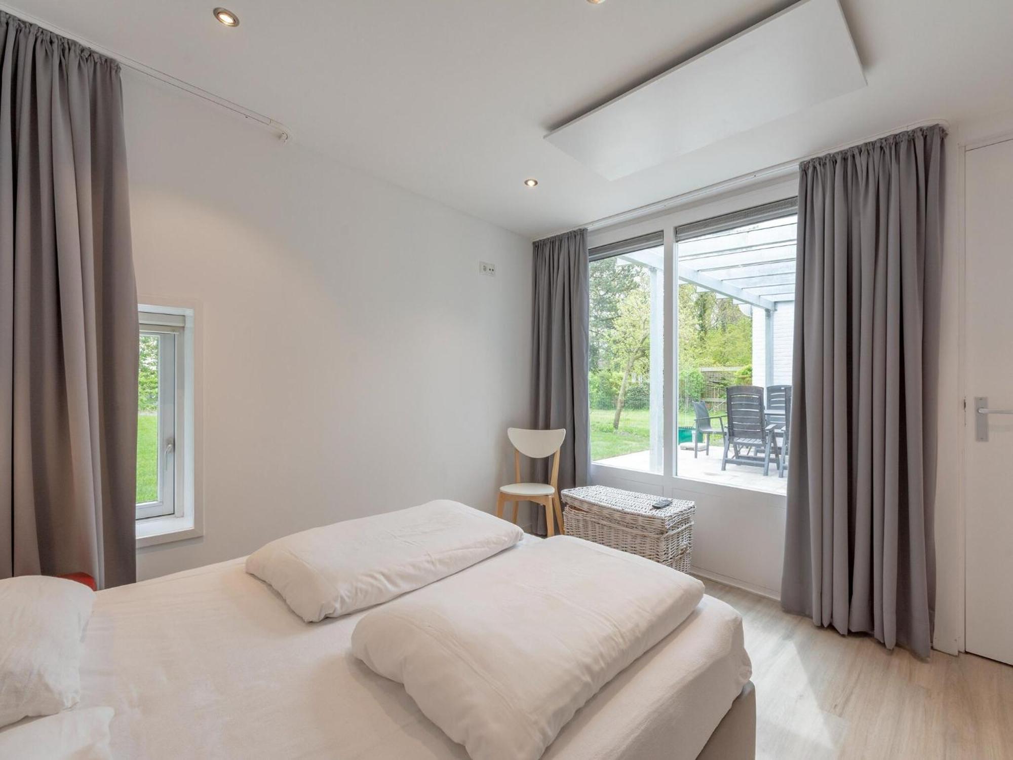 Holiday Home With Fabulous Garden Sint Maartensvlotbrug Exterior foto