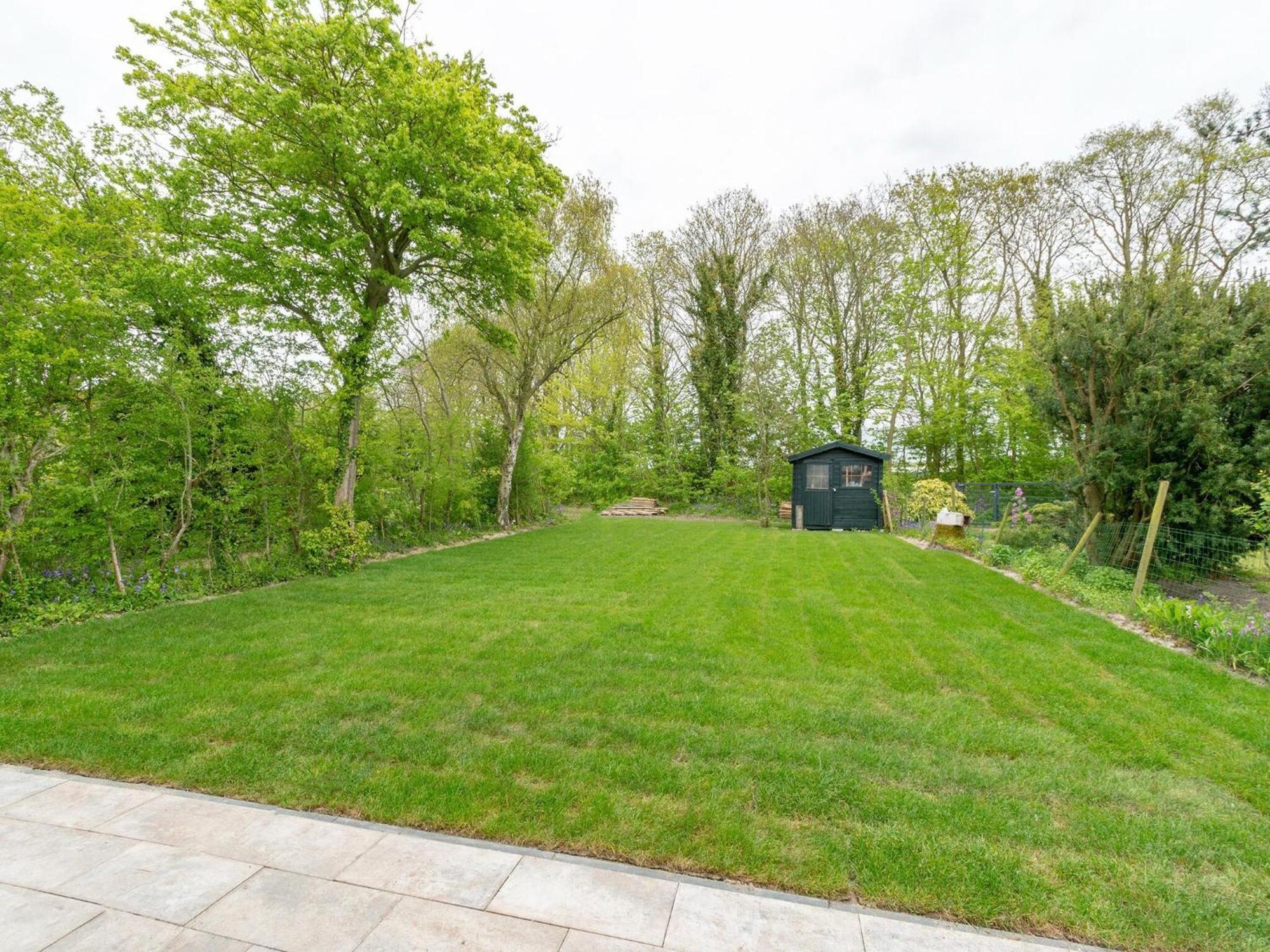 Holiday Home With Fabulous Garden Sint Maartensvlotbrug Exterior foto